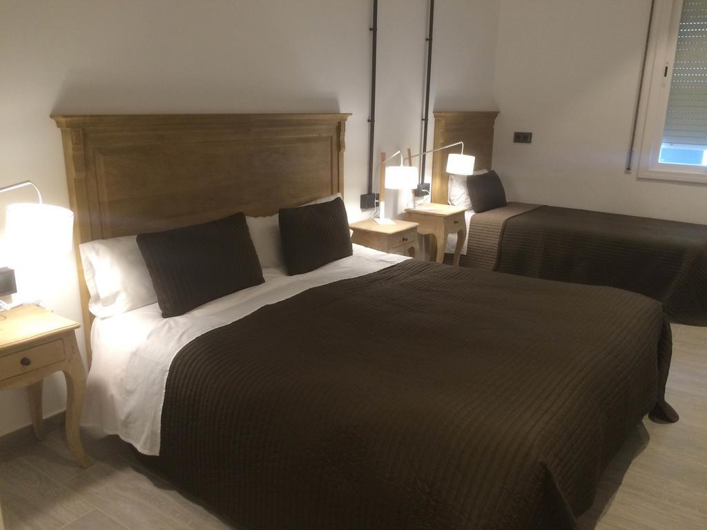 ארניס דה מר Hostal Portofino מראה חיצוני תמונה