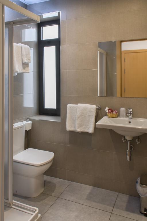 ארניס דה מר Hostal Portofino מראה חיצוני תמונה